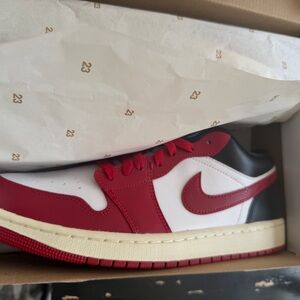 Nike Men’s Air Jordan 1 Low - White/Red/Black